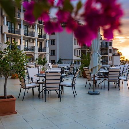 אובזור The Cliff Beach Apartments מראה חיצוני תמונה