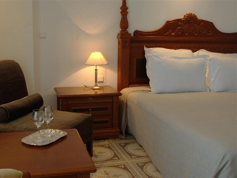 אובזור The Cliff Beach Apartments מראה חיצוני תמונה