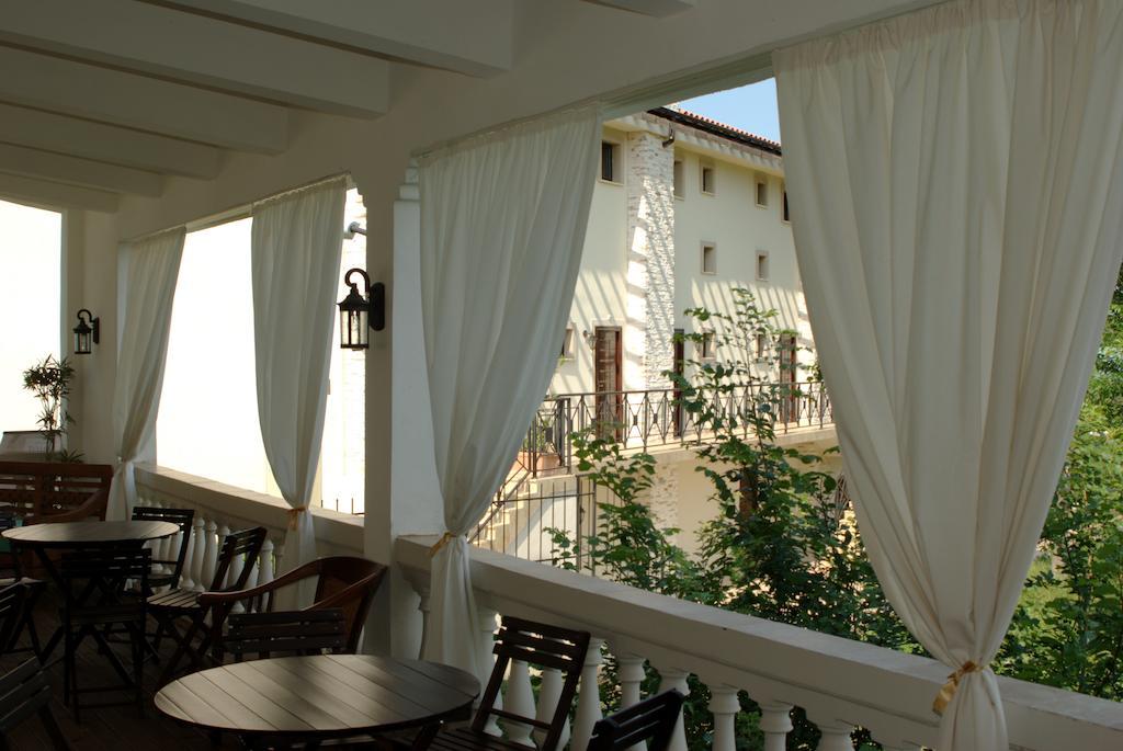 אובזור The Cliff Beach Apartments מראה חיצוני תמונה