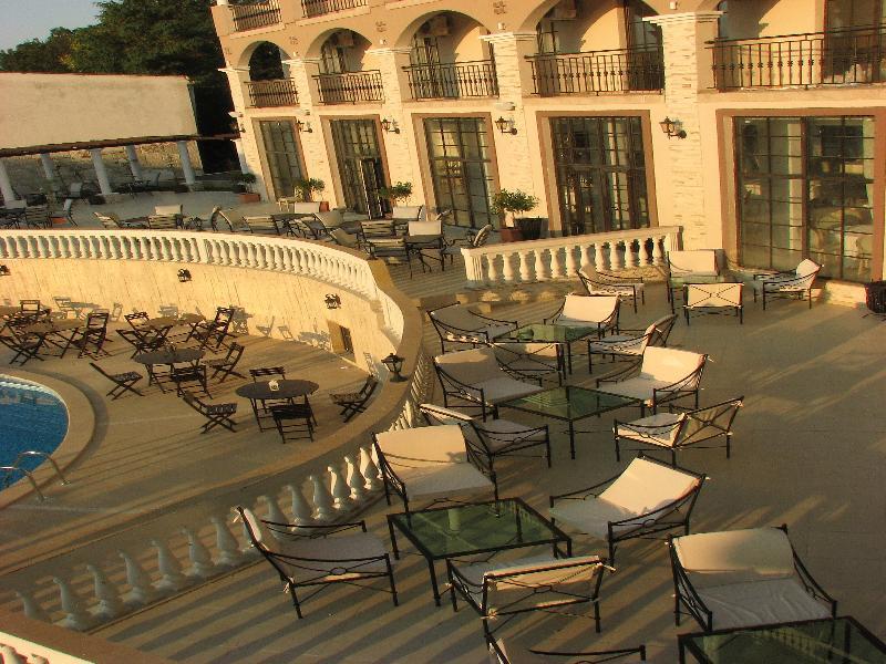 אובזור The Cliff Beach Apartments מראה חיצוני תמונה
